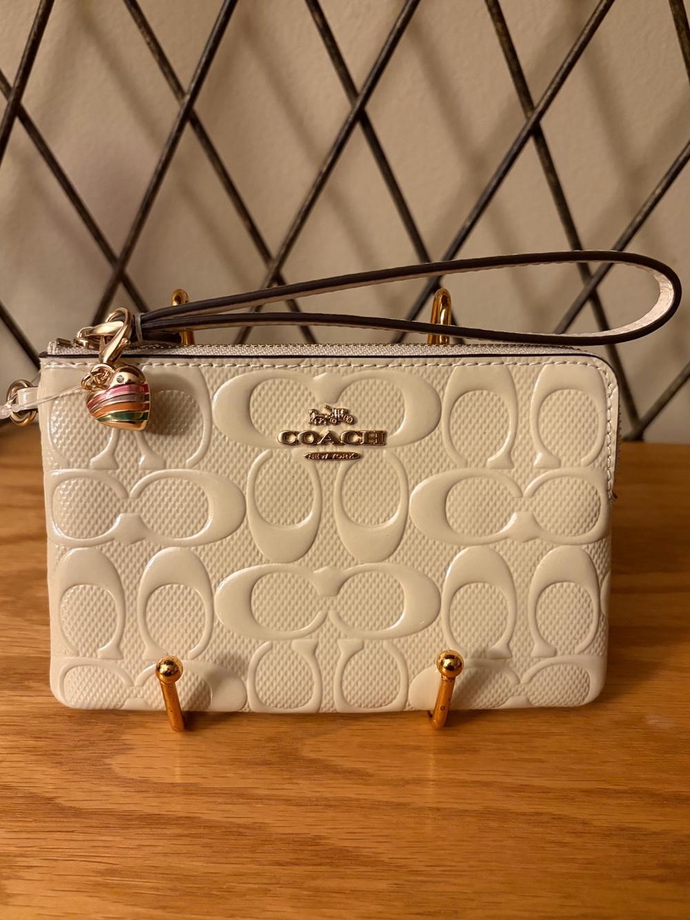 Coach Corner Zip Wristlet w/Heart Charm NWT